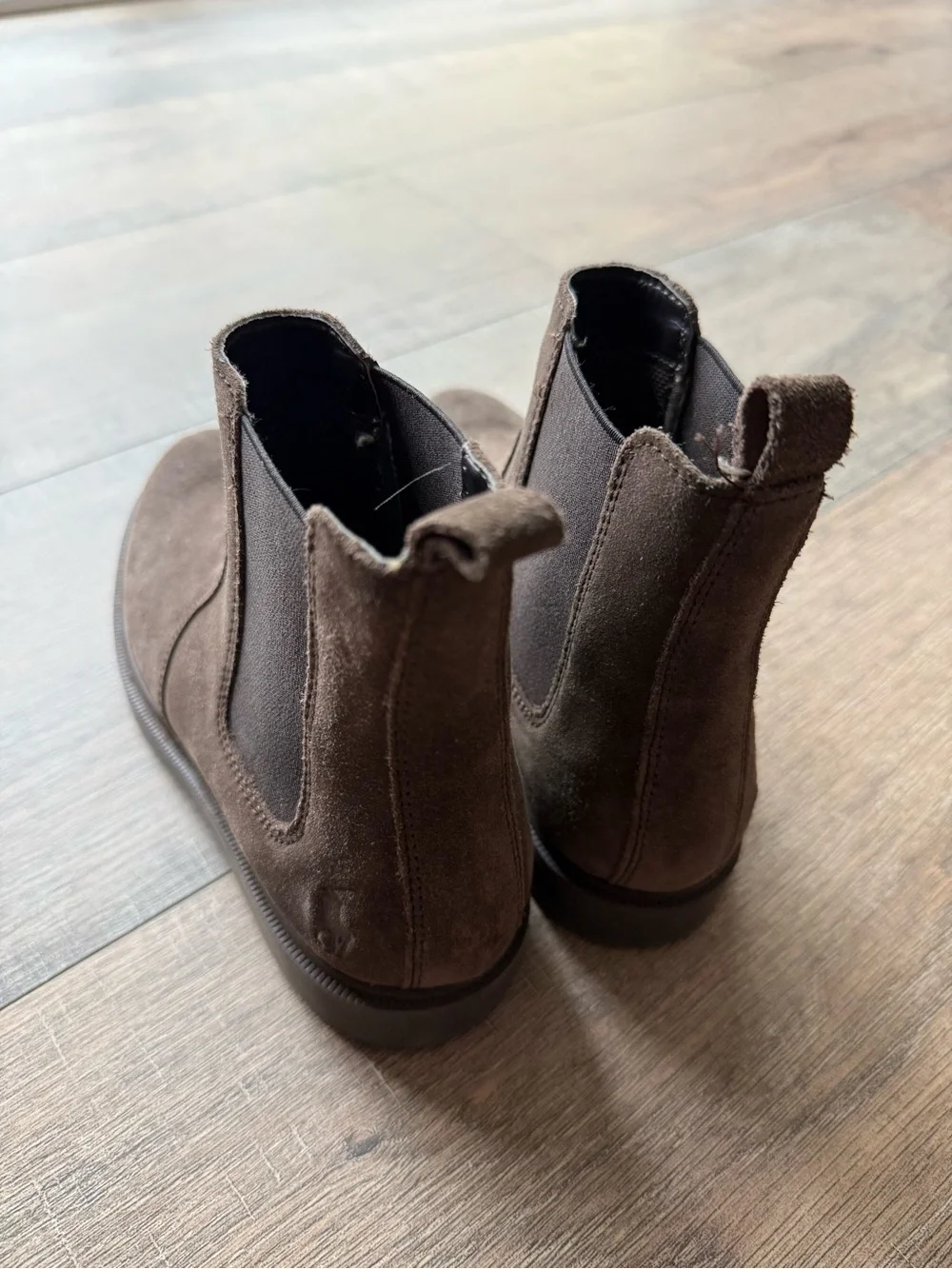 Polo Ralph Lauren Brown Suede Chelsea Boots New without Tag